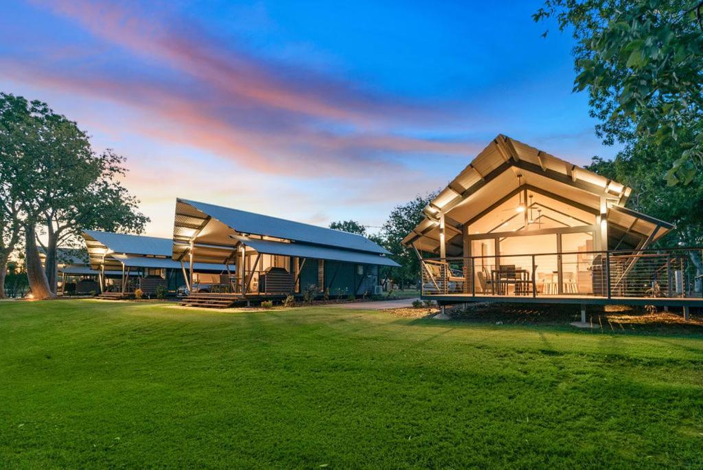 Kimberleyland Waterfront Holiday Park 쿠누누라 외부 사진