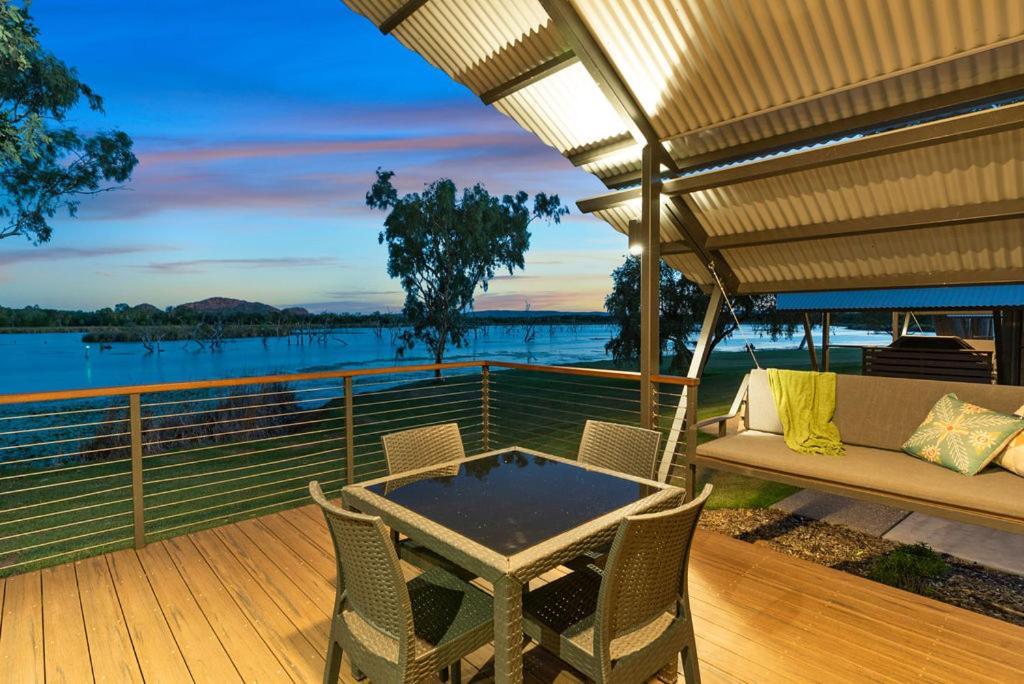 Kimberleyland Waterfront Holiday Park 쿠누누라 외부 사진