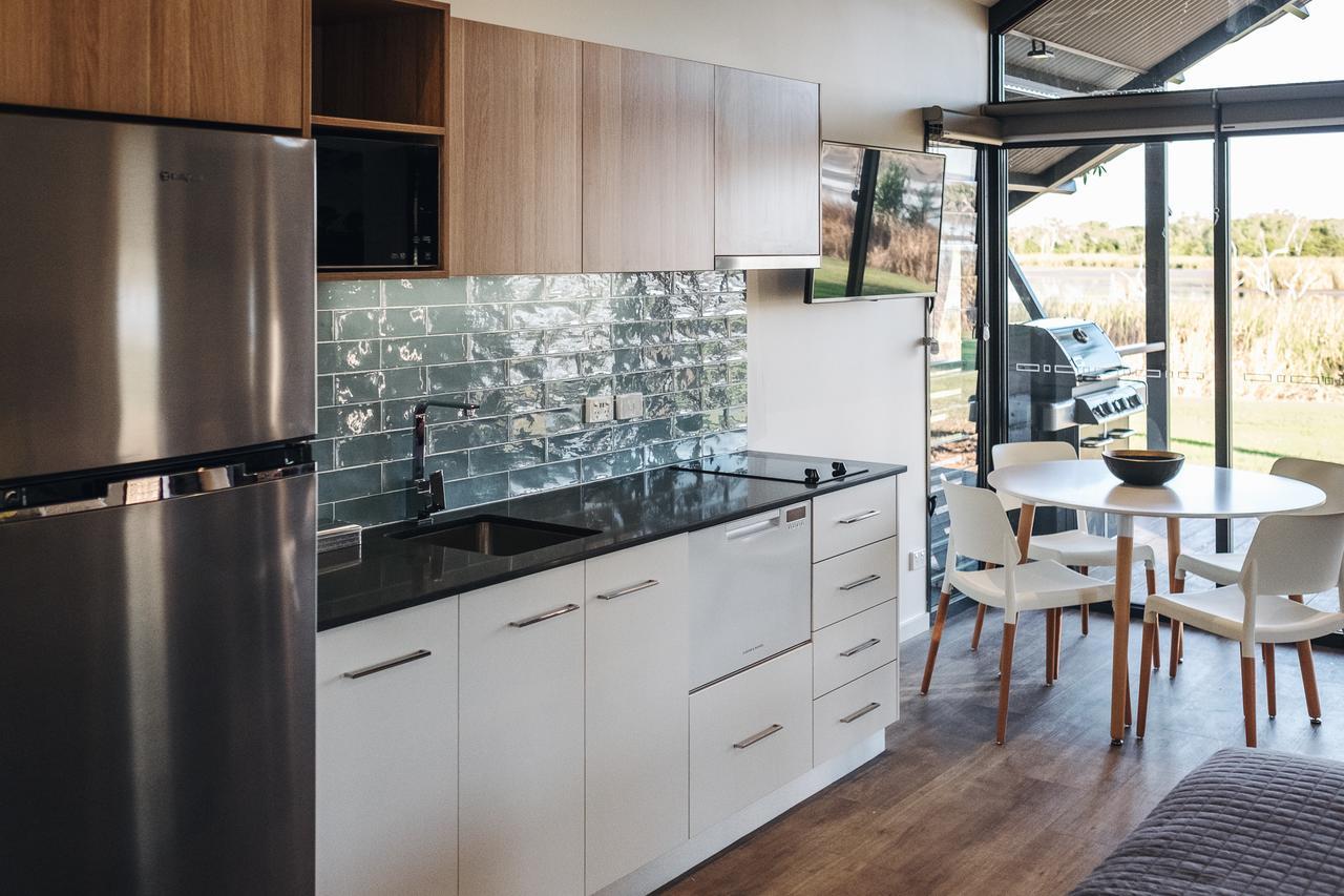 Kimberleyland Waterfront Holiday Park 쿠누누라 외부 사진